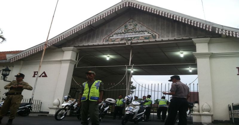 Putra Paku Alam Menikah, Para Tamu Disediakan Transportasi dengan Mobil Listrik. (Foto: MNC Media)