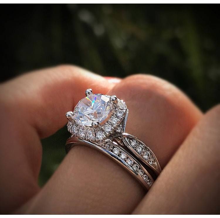 Model Cincin Simple tapi Mewah (Precisious Stone Ring)