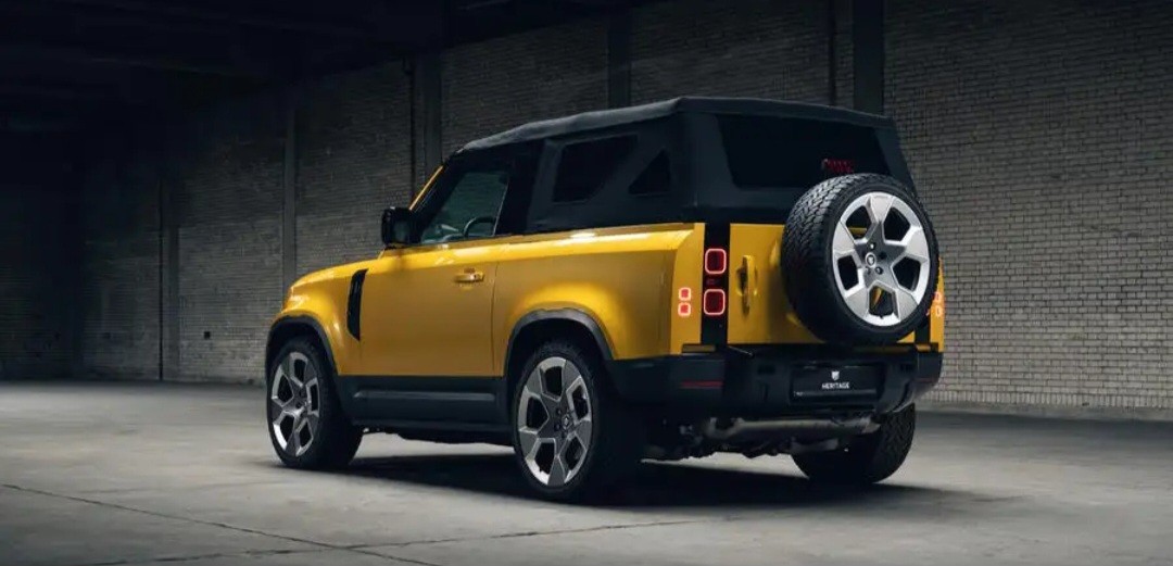 Land Rover Defender Beratap Kain Seharga Rp1,9 Miliar Ludes Terjual (FOTO:Dok Ist)