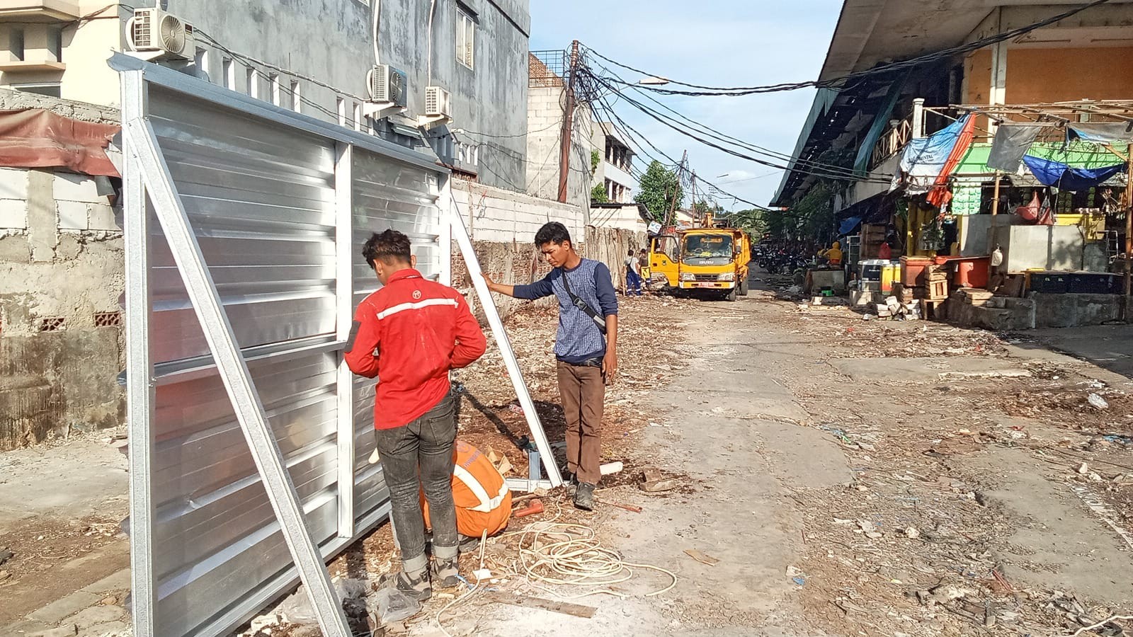 Mulai Steril dari Pedagang, Revitalisasi Pasar Anyar Tangerang Mulai Dikerjakan (foto: MNC media)