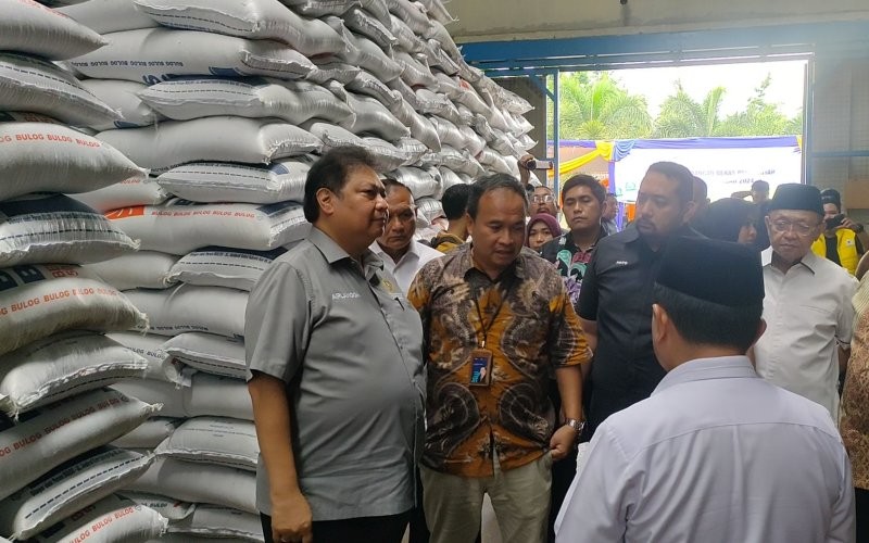 Menteri Koordinator Bidang Perekonomian, Airlangga Hartarto mengunjungi Jambi.