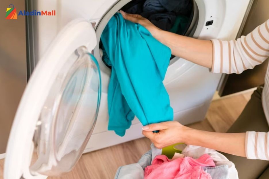 Tips Mencuci Baju saat Musim Hujan, Perhatikan Teknik Menjemurnya. (Foto: MNC Media)