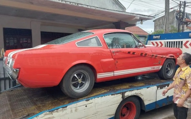 Ford Mustang Shelby GT350 milik mantan kepala Kantor Bea dan Cukai Makassar, Sulawesi Selatan, Andhi Pramono disita KPK (Istimewa)