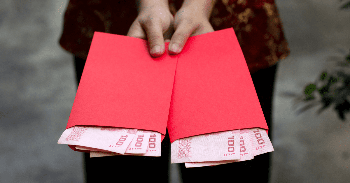 Jangan Boros, Cek 3 Tips Memanfaatkan Uang Angpao. (Foto: Tips Memanfaatkan Uang Angpao)