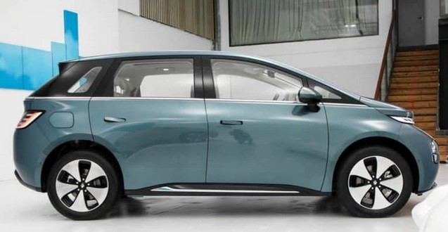 Wuling Rilis Teaser Mobil Terbaru yang Diduga Cloud EV, Meluncur di IIMS 2024? Foto: MNC Media.
