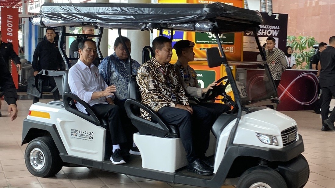 Jokowi: Masa Depan Otomotif Indonesia di Mobil Listrik. (Foto Fadli R/MPI)