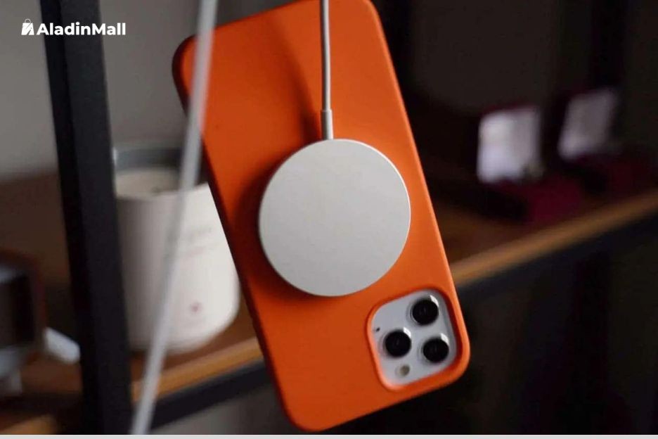 Ini Aksesori Wajib iPhone yang Bikin Kinerja Perangkat Naik Tingkat. (Foto: MNC Media)