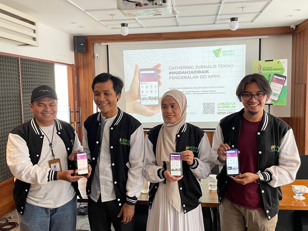 Era Digital, Milenial Lebih Senang Bersedekah Lewat Aplikasi. (Foto Tangguh Yudha/MPI)