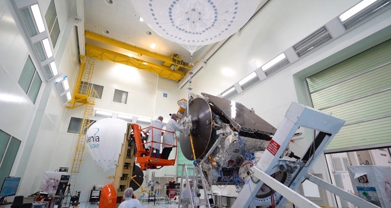 Satelit Merah Putih 2 Resmi Meluncur Pakai Roket SpaceX Milik Elon Musk. (Foto: MNC Media)