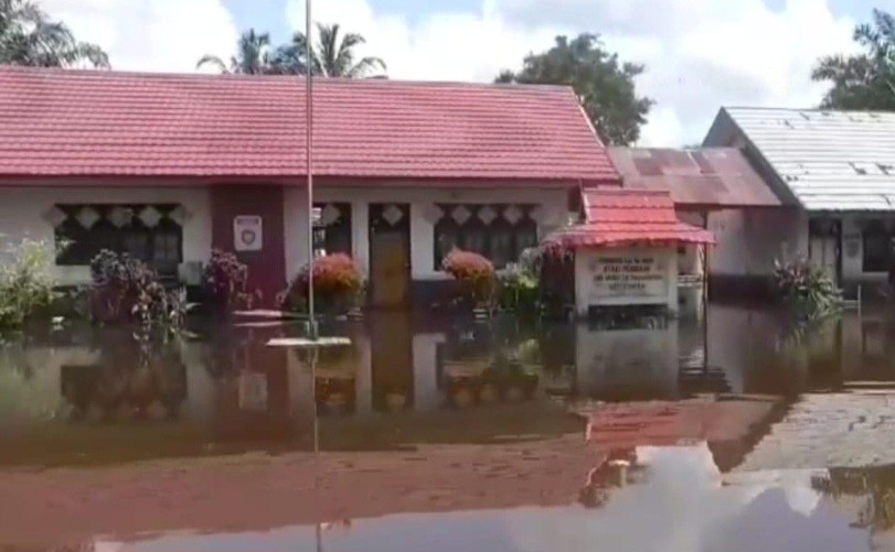Banjir Masih Terjang Muarojambi, 55 Sekolah Diliburkan (FOTO:Dok Ist)