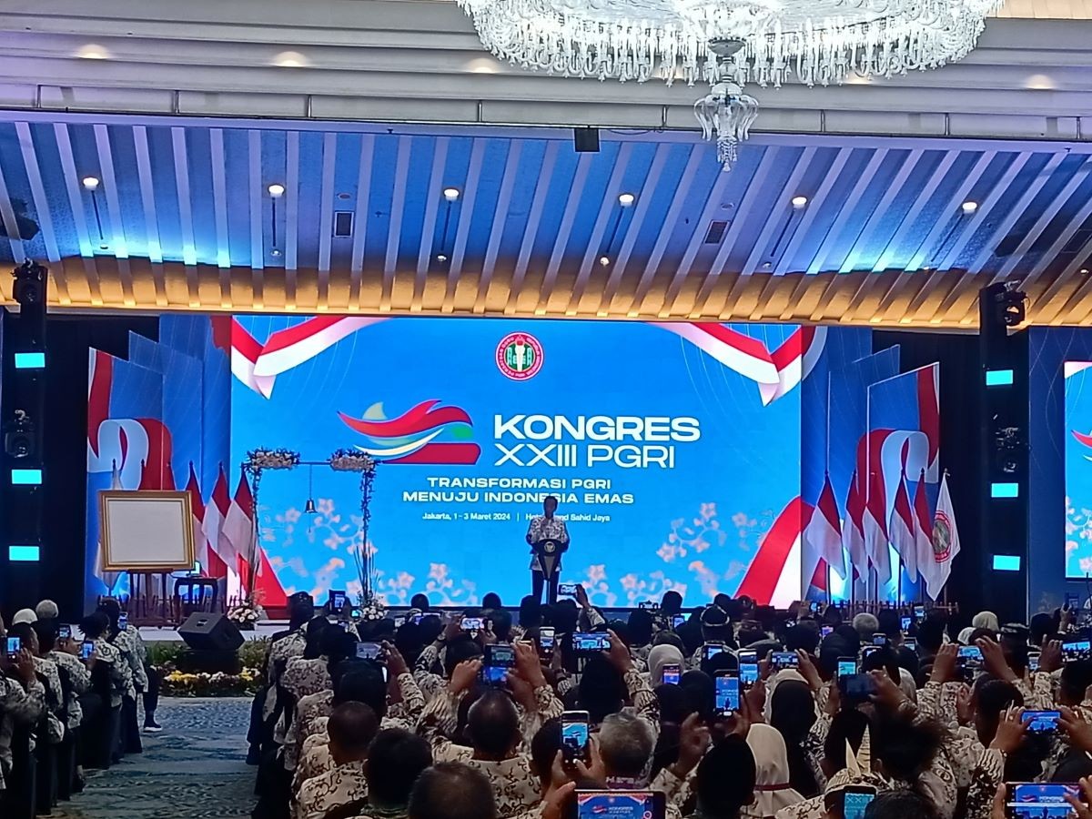 Jokowi Buka Kongres XXIII PGRI: Jasa Guru Sangat Besar untuk Negara. (Foto: Binti/MNC Media)