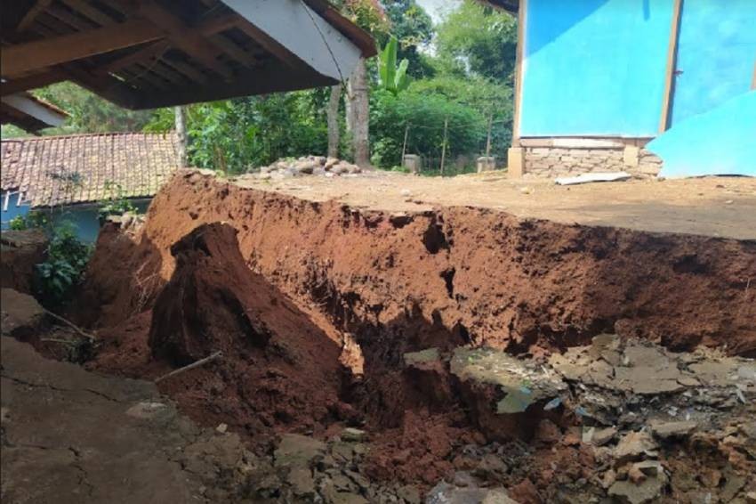 Ada Bencana Tanah Bergerak di Bandung Barat, Ini Kata PVMBG. (Foto: MNC Media)