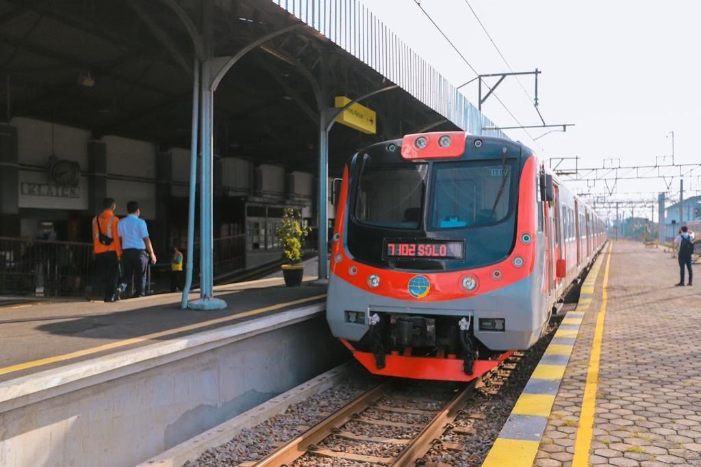 Commuterliner Yogya-Solo Ikut Dorong Pertumbuhan PDRB Kota Yogyakarta. (Foto: Ary Wahyu Wibowo/MNC Media)