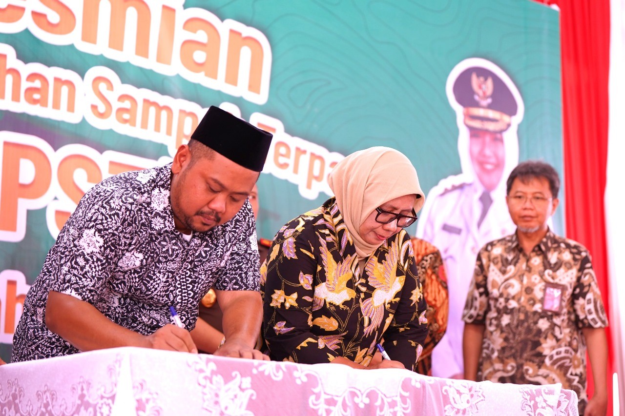 Gandeng Pemkab, SIG Manfaatkan Sampah Warga Gresik Jadi Bahan Bakar Alternatif (foto: MNC media)