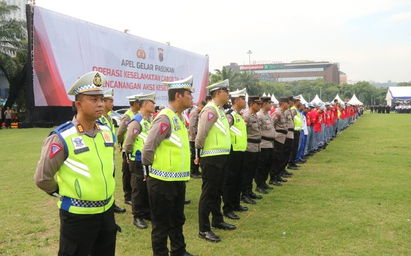 Ditlantas Polda Jawa Tengah mencatat sebanyak 4.088 pengendara ditilang di hari pertama Operasi Keselamatan Lalu Lintas Candi 2024. (Eka Setiawan/MPI)