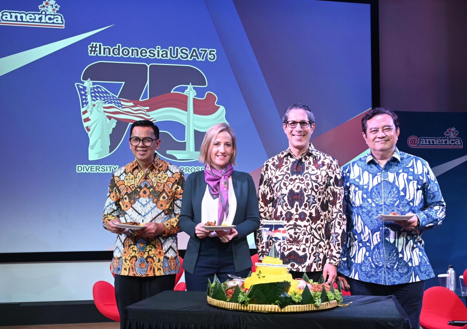 Indonesia-AS Luncurkan Perayaan 75 Tahun Hubungan Diplomatik. (Foto: State Dept/Erik A Kurniawan)