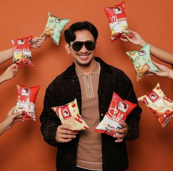 Maicih, Kisah Inspiratif Pengusaha Kecil yang Sukses Omzet Miliaran Berkat Marketing Unik. (Foto: Link UMKM)