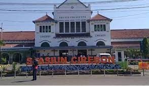 Pemerintah Siapkan Revitalisasi untuk Stasiun Kereta Api Bersejarah (foto: MNC media)