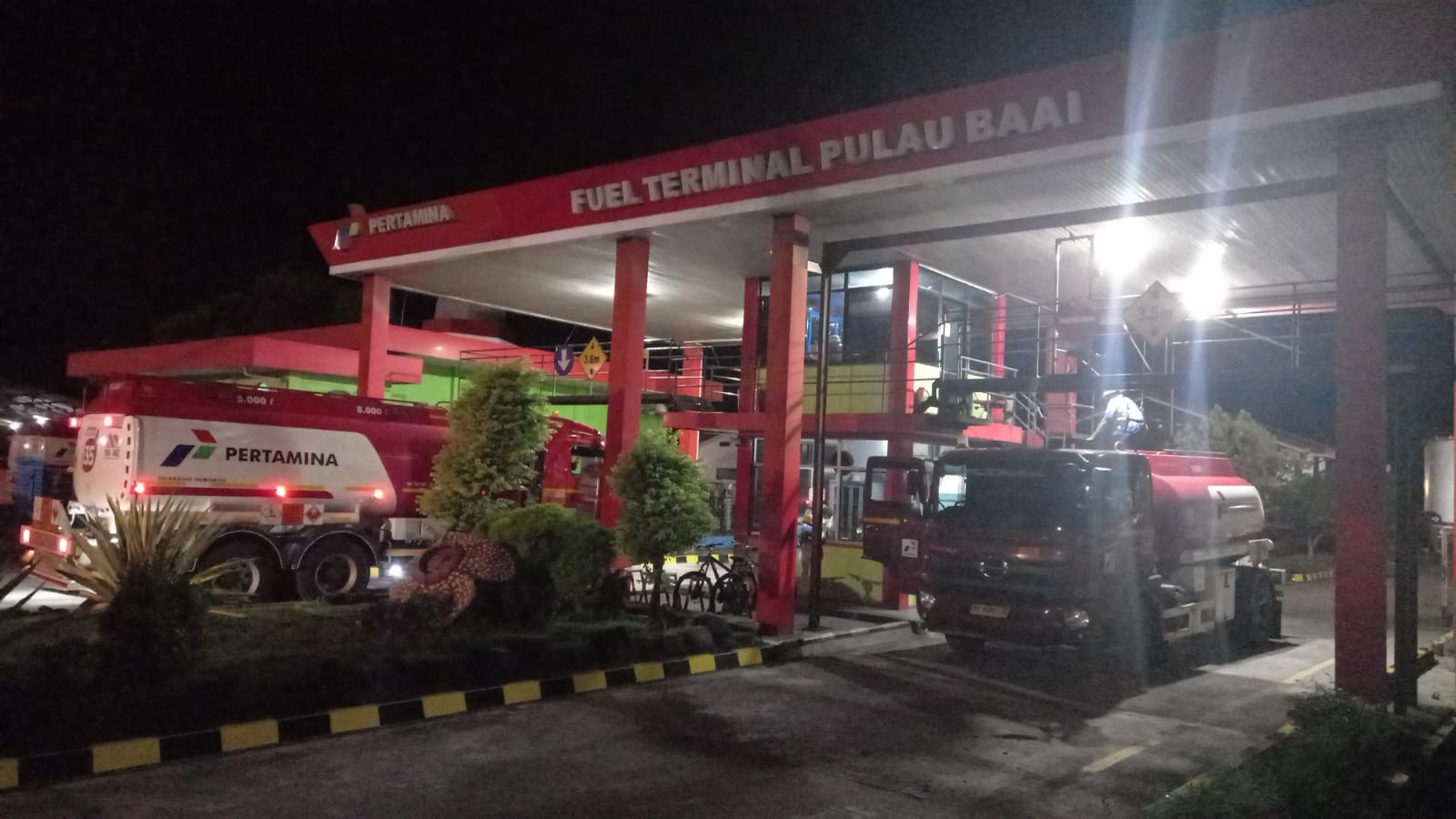 Pesisir Selatan Sumatera Barat Banjir, Pertamina Terapkan Sistem Distribusi Darurat. (Foto: MNC Media)