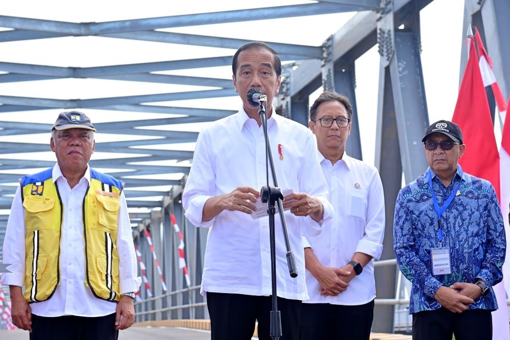 Laga Timnas U-23 vs Irak Malam Ini, Jokowi Pilih Nonton di Kamar (foto mnc media)