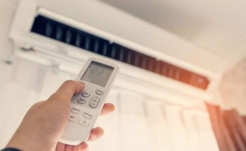 Simak Kisaran Biaya Bongkar Pasang AC. (Foto: MNC Media)