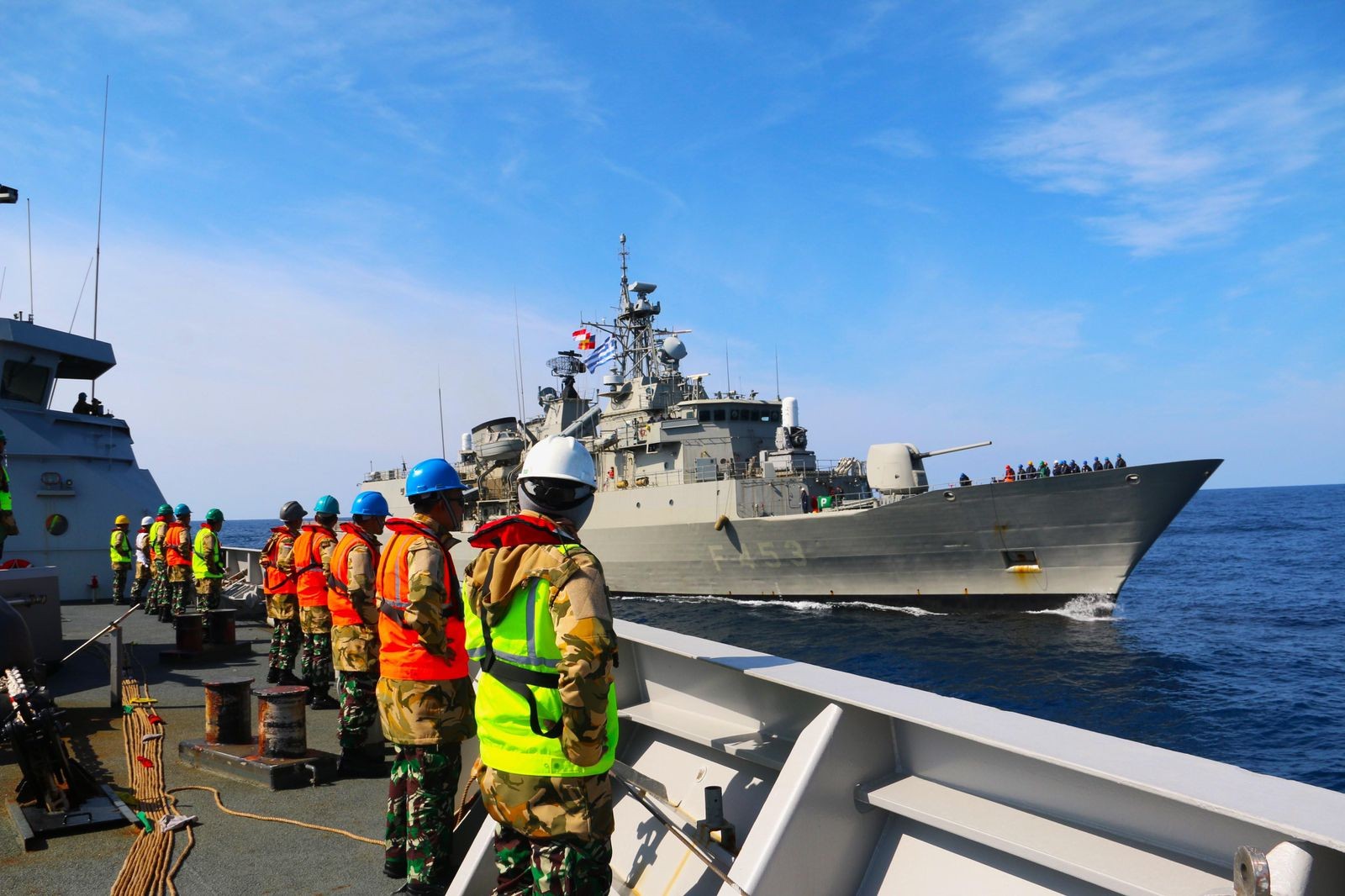 TNI AL Siapkan Kapal Perang untuk Mudik Gratis, Ini Persyaratannya . (Foto: MNC Media)