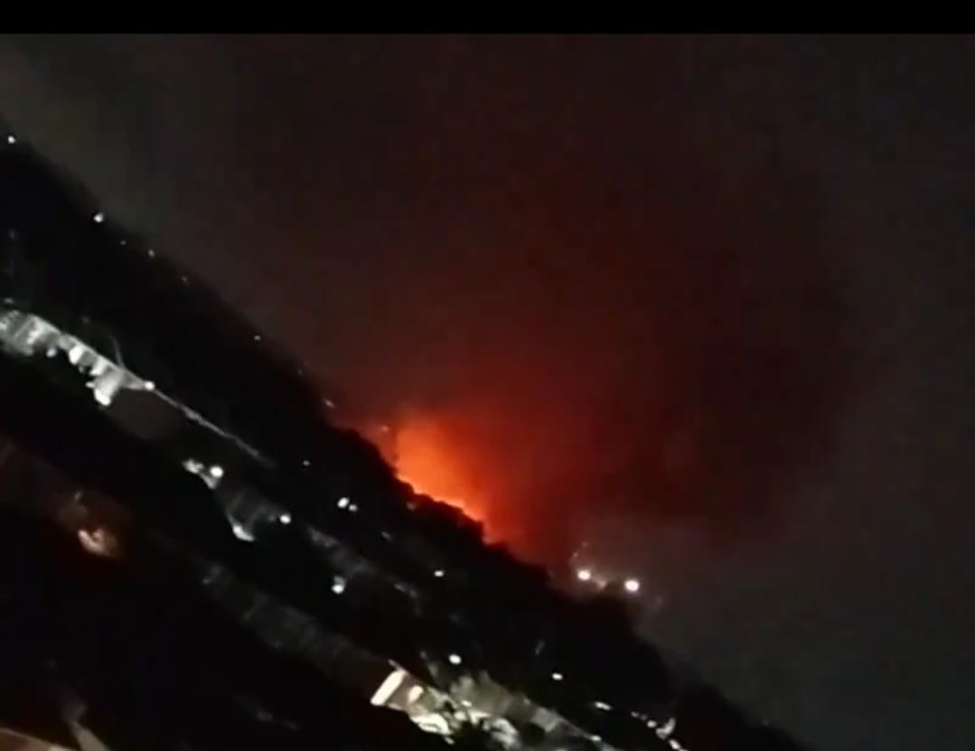 Gudang Peluru di Perbatasan Bogor-Bekasi Meledak, Warga Mulai Dievakuasi. (Foto: Istimewa)