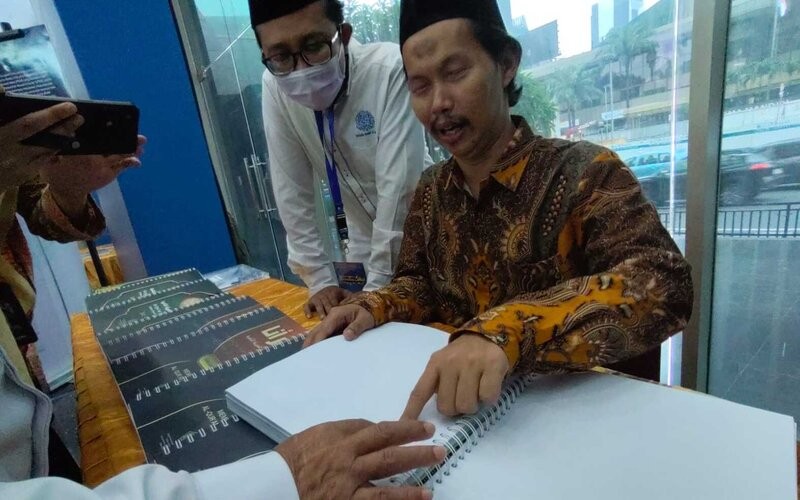 Penyusunan mushaf Alquran bahasa Isyarat 30 juz. (Kemenag)