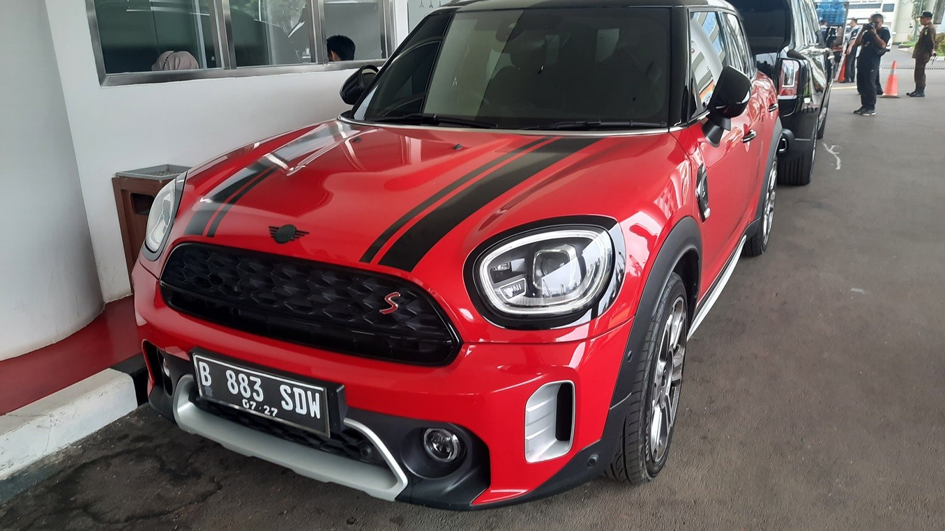 Mobil Mewah Sandra Dewi dan Harvey Moeis Bakal Dilelang jika Terbukti Hasil Korupsi (FOTO:MNC Media)