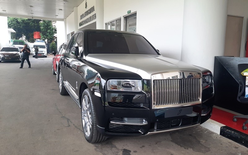 Selain mobil, Kejagung juga menyita uang tunai senilai Rp10 miliar dan 2 juta dolar Singapura dari kediaman Sandra Dewi dan Harvey Moeis (Ravie Wardhani/MPI)