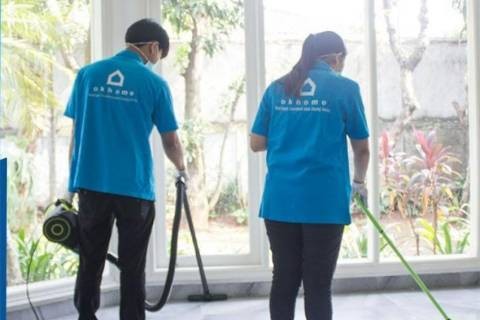 Apakah Gaji Cleaning Service UMR? Simak Penjelasannya. (FOTO: MNC MEDIA)