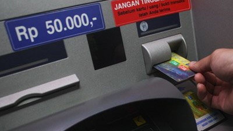 Simak Cara Tarik Tunai tanpa Kartu BCA. (Foto: MNC Media)