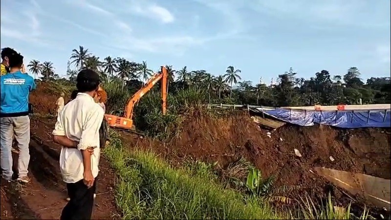 Imbas Longsor, Tol Bocimi Dipastikan Tak Beroperasi saat Mudik Lebaran 2024 (Foto Dharmawan Hadi)