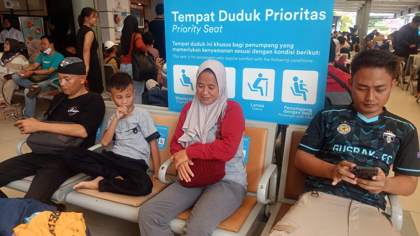 H-4 Mudik Lebaran, Stasiun Pasar Senen Sudah Berangkatkan 47.005 Penumpang Hari Ini. (Foto: MNC Media)