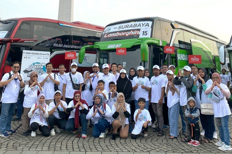 SIG Berangkatkan 880 Peserta Mudik Bersama BUMN 2024 ke Empat Provinsi