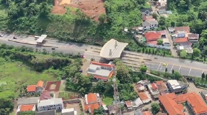 H-2 Lebaran, Begini Kondisi Tol ke Pelabuhan Merak Siang Ini. Foto: MNC Media.