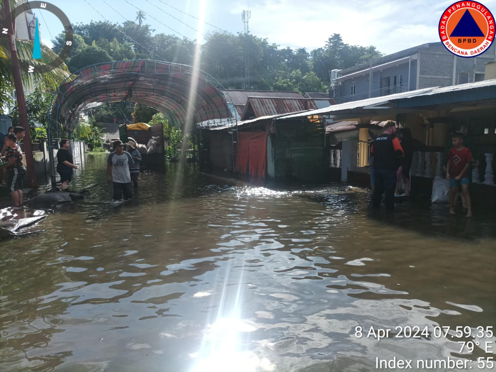 Banjir Melanda Wajo Sulsel, BNPB: 12.931 Jiwa Terdampak (FOTO:MNC Media)