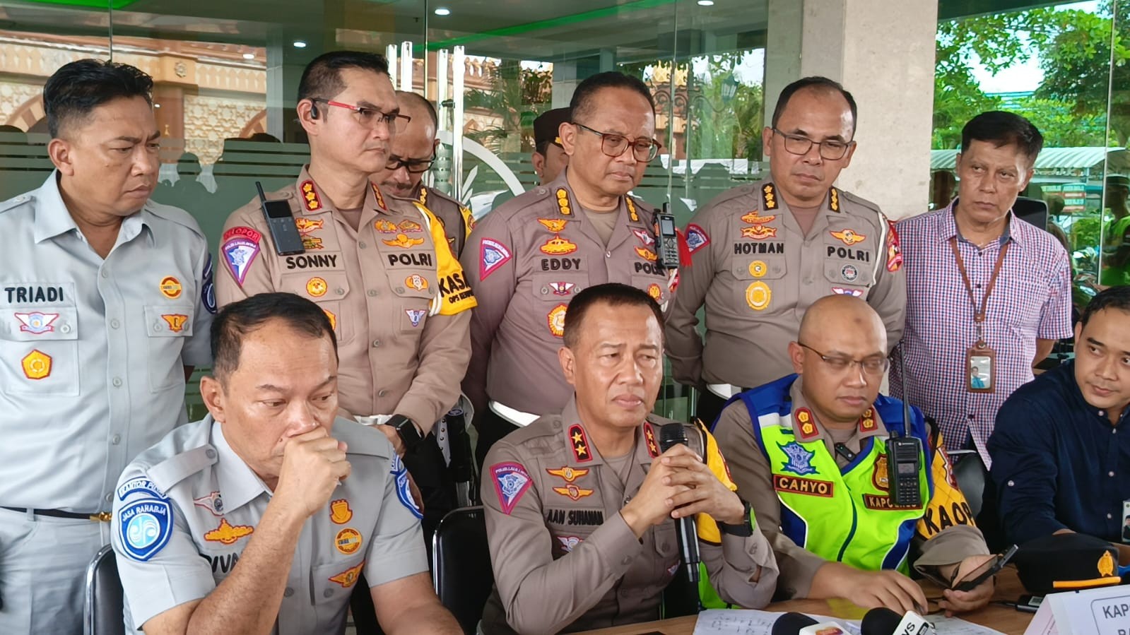 Update Korban Meninggal Kecelakaan Tol Km 370 Kendal: Empat Perempuan Tiga Laki-Laki (FOTO:MNC Media)