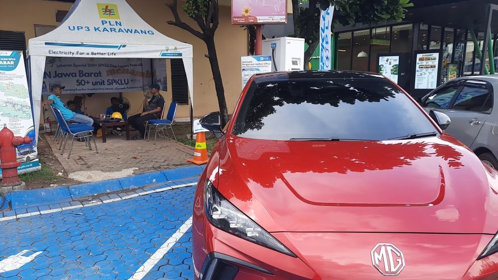 Cerita Pemudik Akui Lebih Hemat Pakai Mobil Listrik, Solo-Bekasi hanya Rp400 Ribu. Foto: MNC Media.