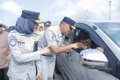 Pesan Jasa Raharja ke Pemudik: Ikuti Arahan biar Selamat. (Foto: MNC Media)