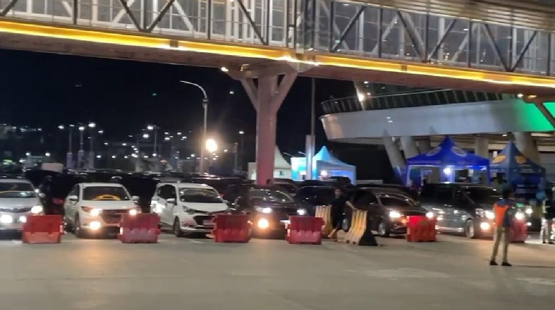 Arus Balik Lebaran, Volume Kendaraan di Pelabuhan Bakauheni Meningkat pada Minggu Malam (FOTO:MNC Media)