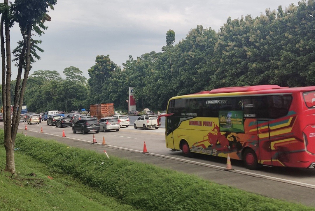 Arus Balik Lebaran, Tol Cipali Jalur B Macet di Km 101 (FOTO:MNC Media)
