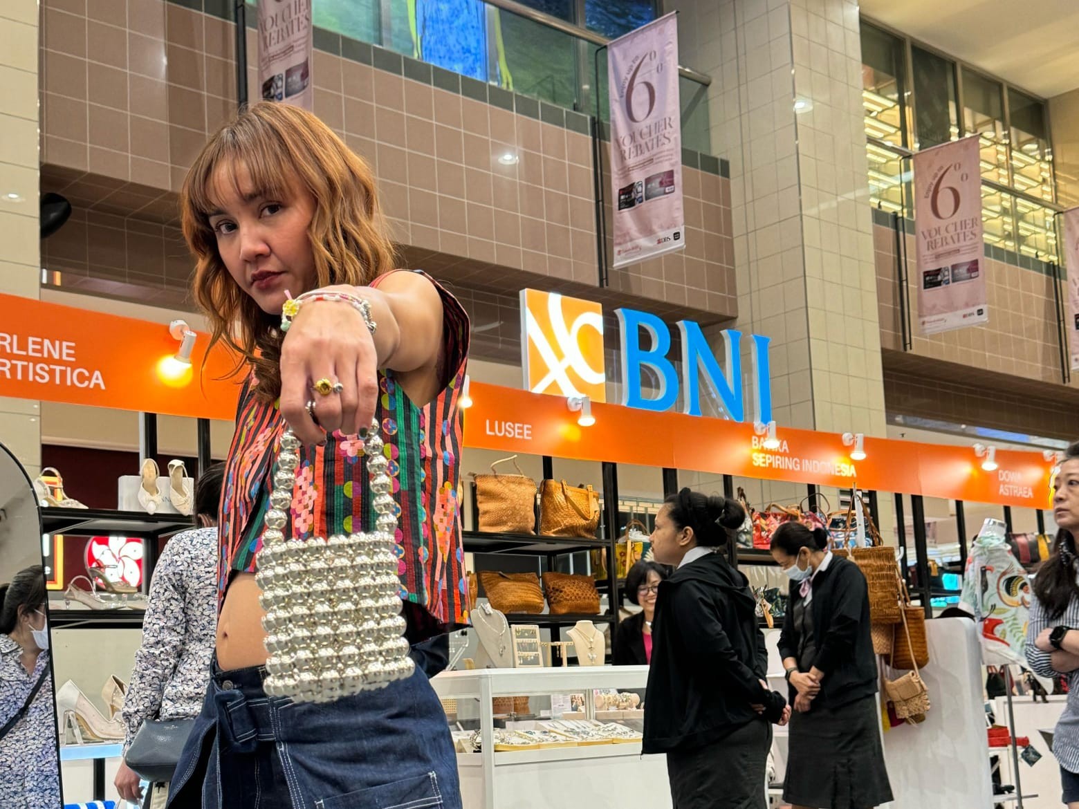 Go Global, Koleksi Tas Baru I-KO X ISSHU Diluncurkan di Singapura. (Foto: MNC Media)