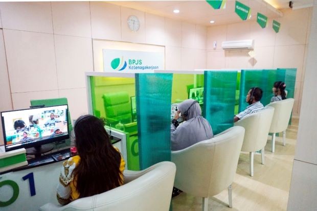 Klaim JHT Imbas PHK Industri Tekstil Tembus Rp385 Miliar hingga Mei 2024. Foto: MNC Media.
