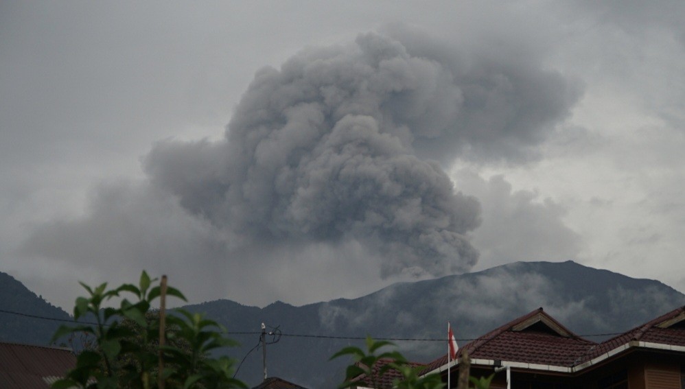 Gunung Marapi Masih Siaga, Warga Tak Boleh Mendekat Radius 4,5 Km (FOTO: Dok Ist)