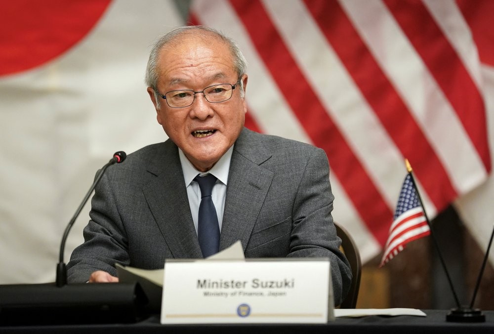 Yen Terus Melemah, Menkeu Jepang Ketar-ketir. (Foto: REUTERS/Kevin Lamarque)