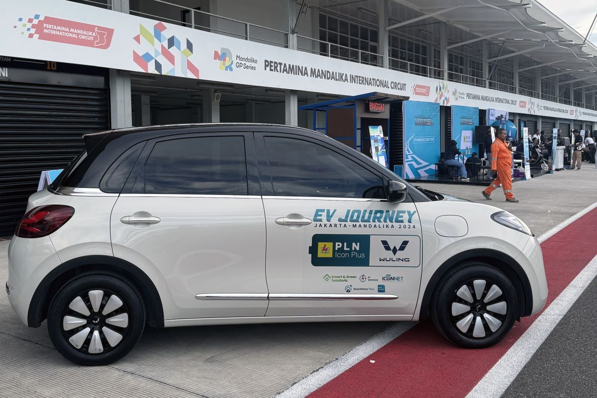 Wuling BinguoEV Digeber Jakarta-Mandalika, Hanya Delapan Kali Cas Baterai. (Foto: MNC Media)