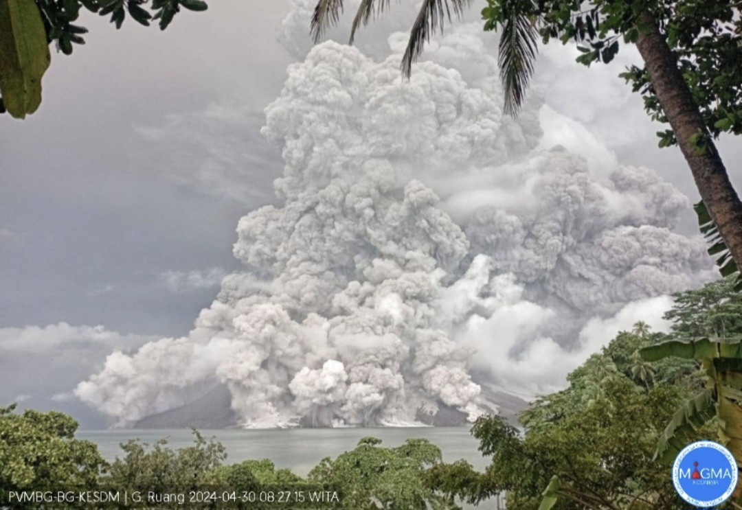 Status Gunung Ruang di Level Awas, Badan Geologi Peringatkan Potensi Tsunami (FOTO:Dok Ist)