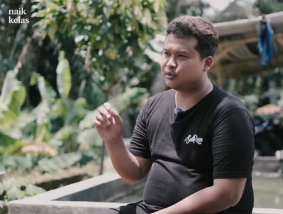 Kisah Sukses Deni Riana, Eks Buruh yang Naik Kelas Jadi Juragan Pabrik Roti. (Foto: YouTube/Naik Kelas)