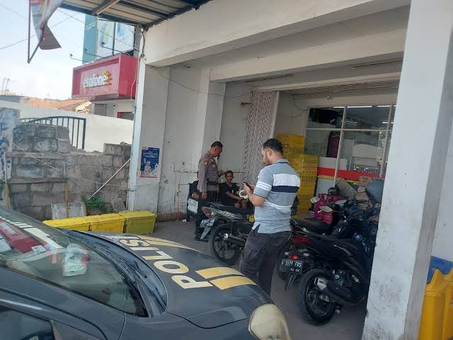 Pemprov DKI akan Tindak Juru Parkir Mini Market yang Memaksa Minta Uang (FOTO:MNC Media)